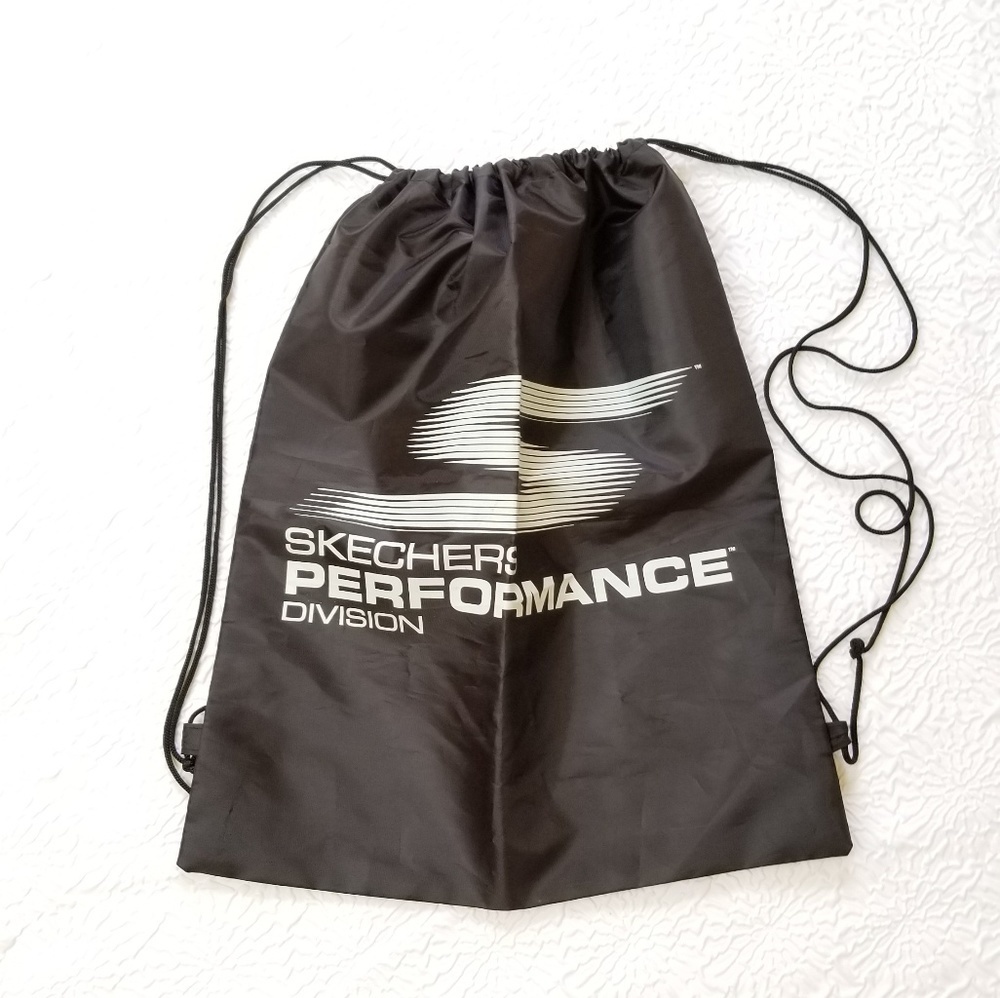 Skechers performance division bag